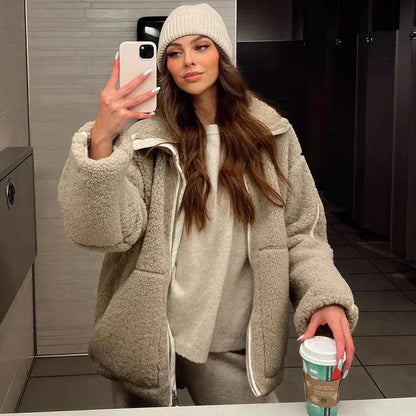 Damen Winterjacke mit Kapuze, Reißverschluss und Fronttaschen