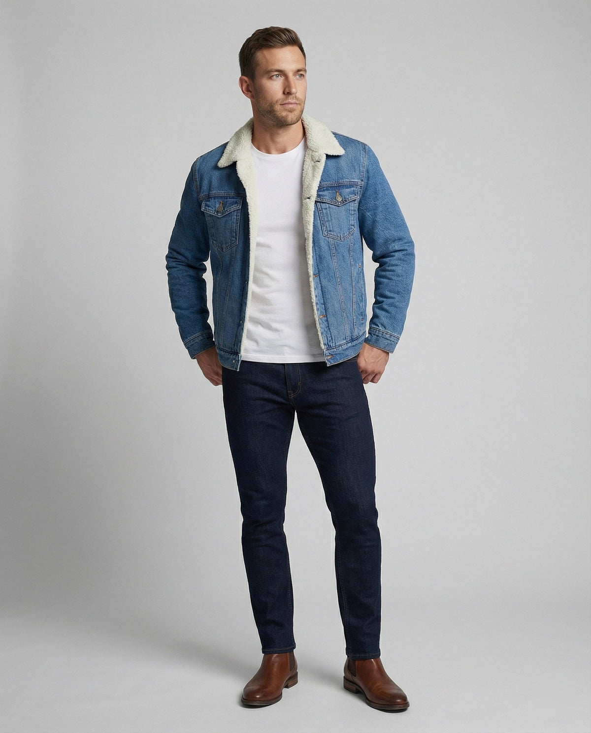 Gefütterte Jeansjacke für Herren mit Knopfleiste, Vorderansicht