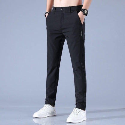 Herren-Golfhose mit taillierter Passform, feuchtigkeitsableitendem Design und verstärkten Nähten