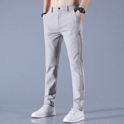 Herren-Golfhose mit taillierter Passform, feuchtigkeitsableitendem Design und verstärkten Nähten