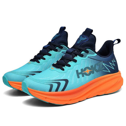 Türkisfarbene Laufschuhe mit orangefarbener Sohle und dunkelblauen Akzenten, ideal für Sport und Fitness. Moderne Sportschuhe für Herren.