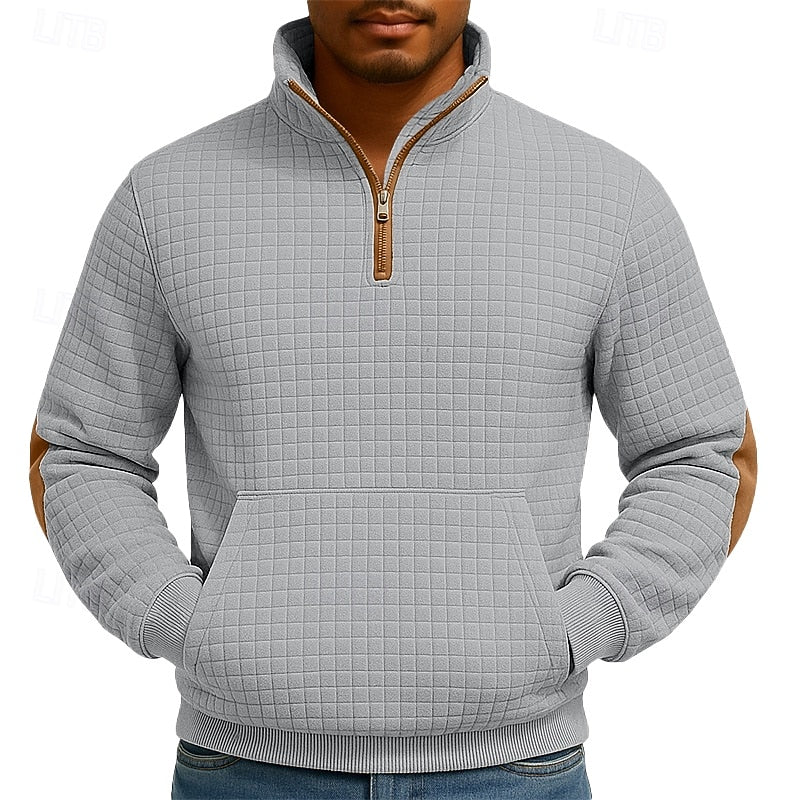 Detailansicht der strukturierten Oberfläche des Herren-Sweatshirts