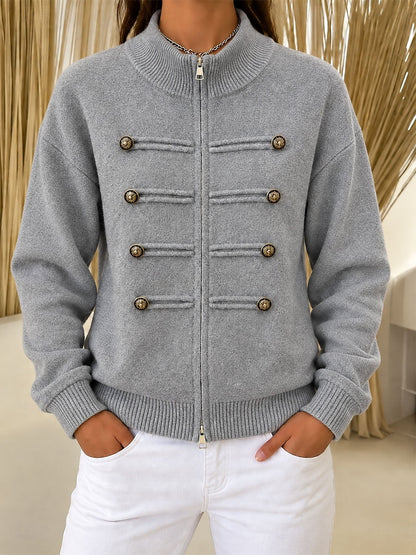 Rückansicht des Damen-Cardigans mit schlichtem Design
