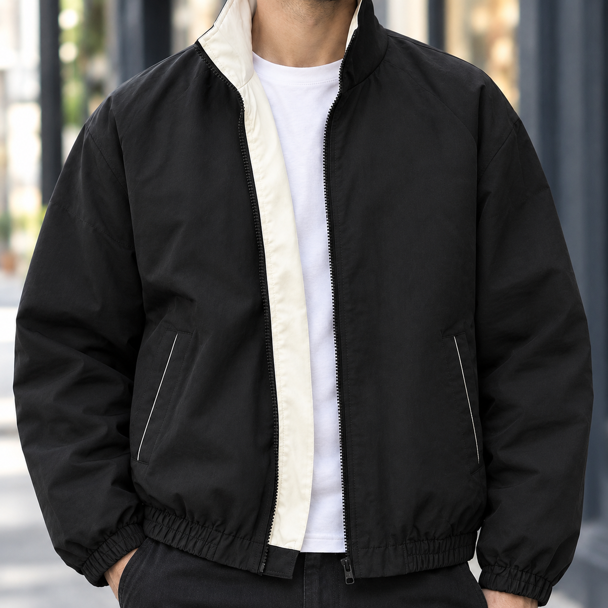 Detailansicht der Kontrastjacke mit markantem Kontrastdesign