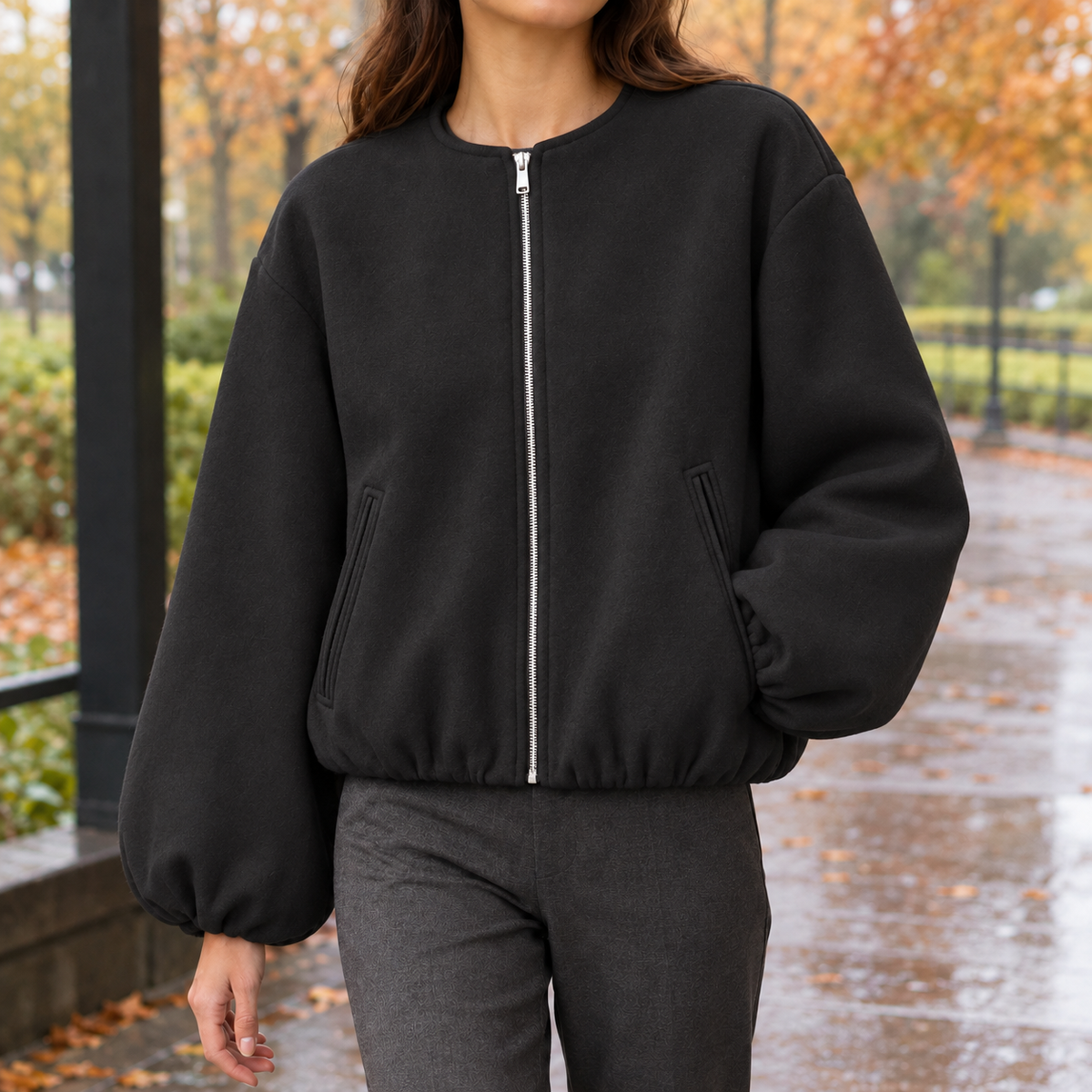 Kurzjacke Mit Ballonärmeln Und Reissverschluss