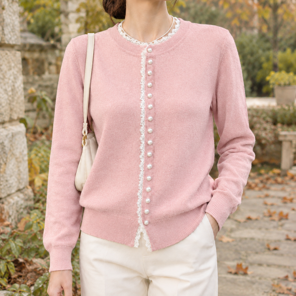 Damen Strickjacke Aus Feinstrick Mit Spitzenbesatz