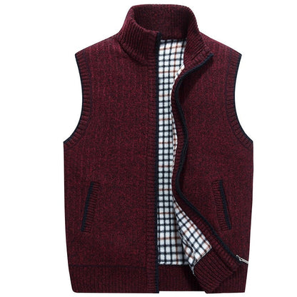 Strickweste als vielseitige Schicht für kühle Tage