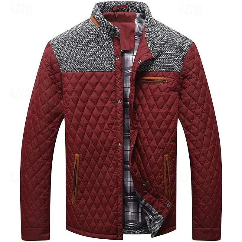 Wärmende Jacke für Herren in der Seitenansicht
