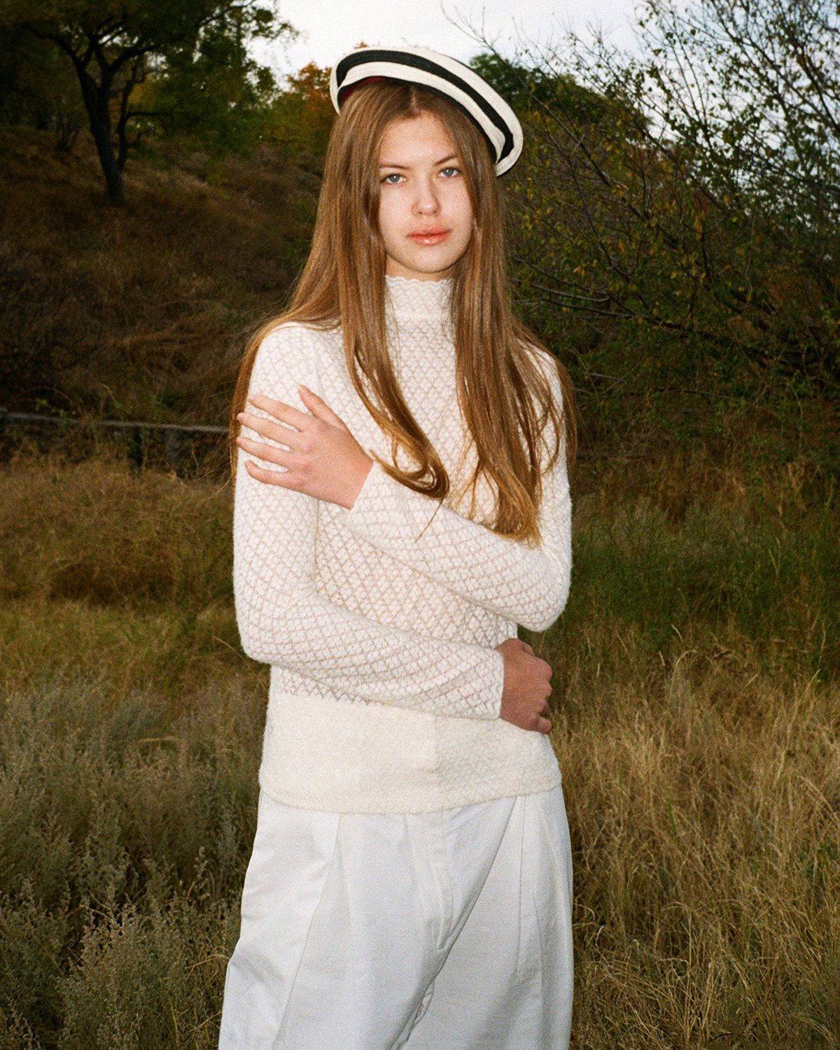 Damen Strickoberteil Mit Stehkragen, Spitzen-Detail Und Transparenter Optik