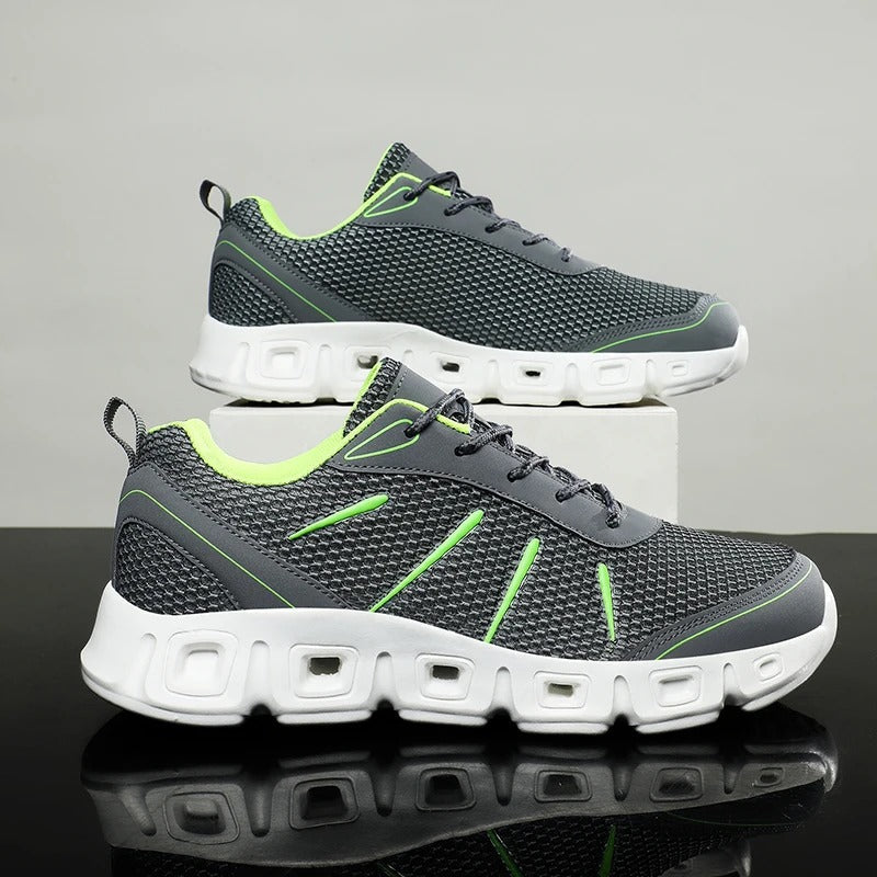 Herren-Laufschuhe mit leichtem Mesh-Obermaterial und flexibler Außensohle