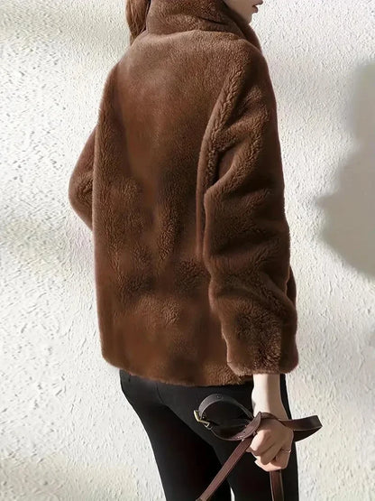 Damen-Wintermantel mit Kordelzug und angenehm weicher Oberfläche