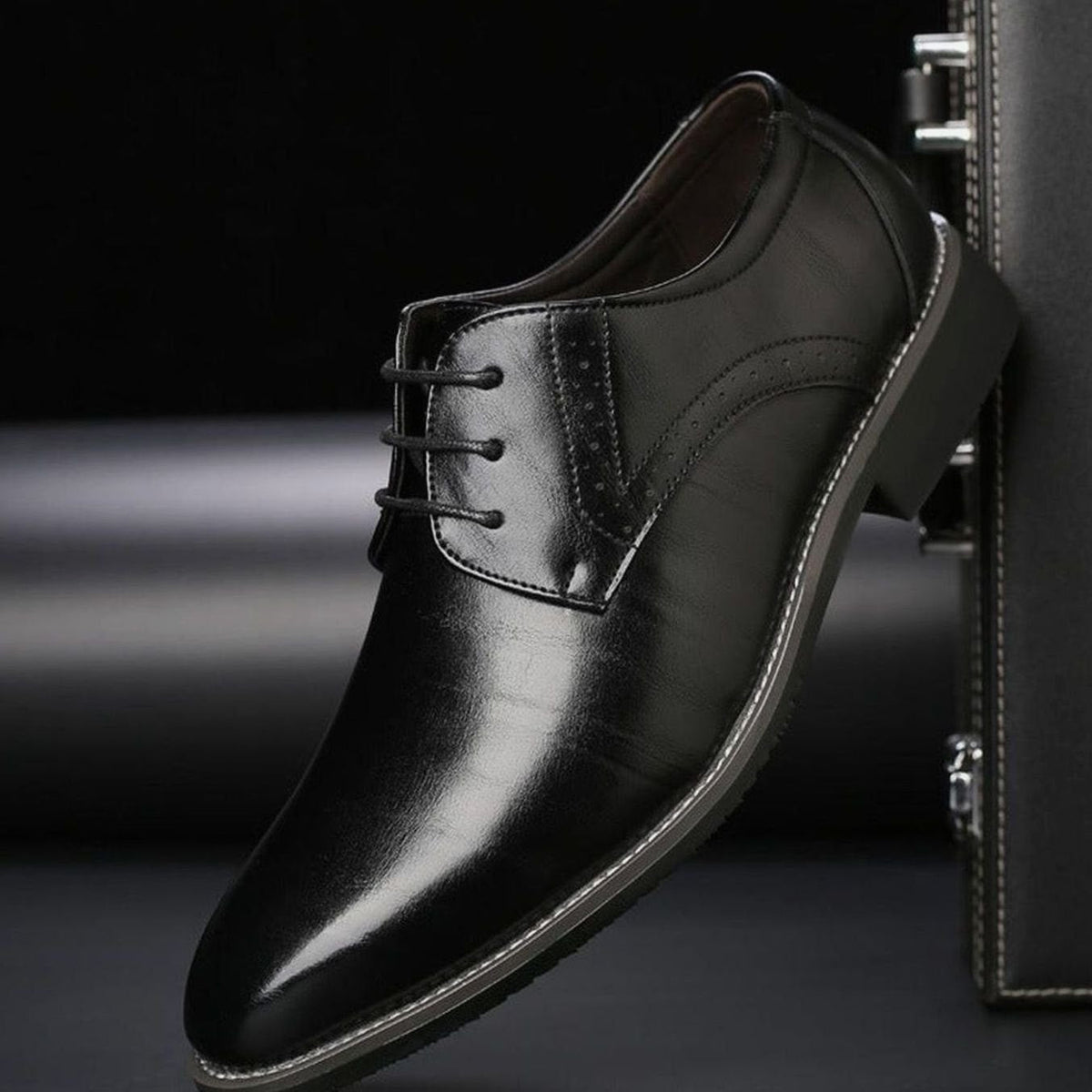 Herren Glattleder Brogue Schnürschuhe