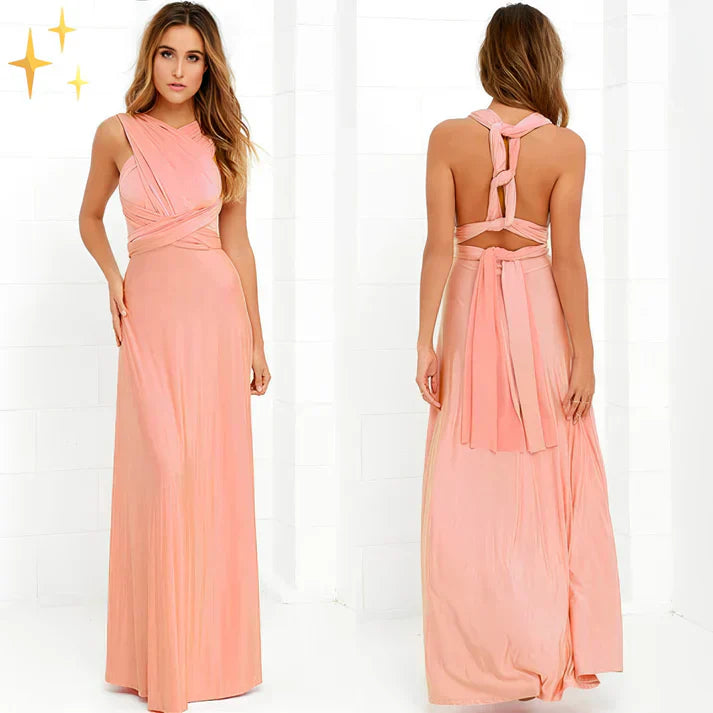 Langes, elegantes, pfirsichfarbenes Abendkleid mit Wickeldesign, ärmellos, Rückenausschnitt, ideal für formelle Anlässe und Hochzeiten.