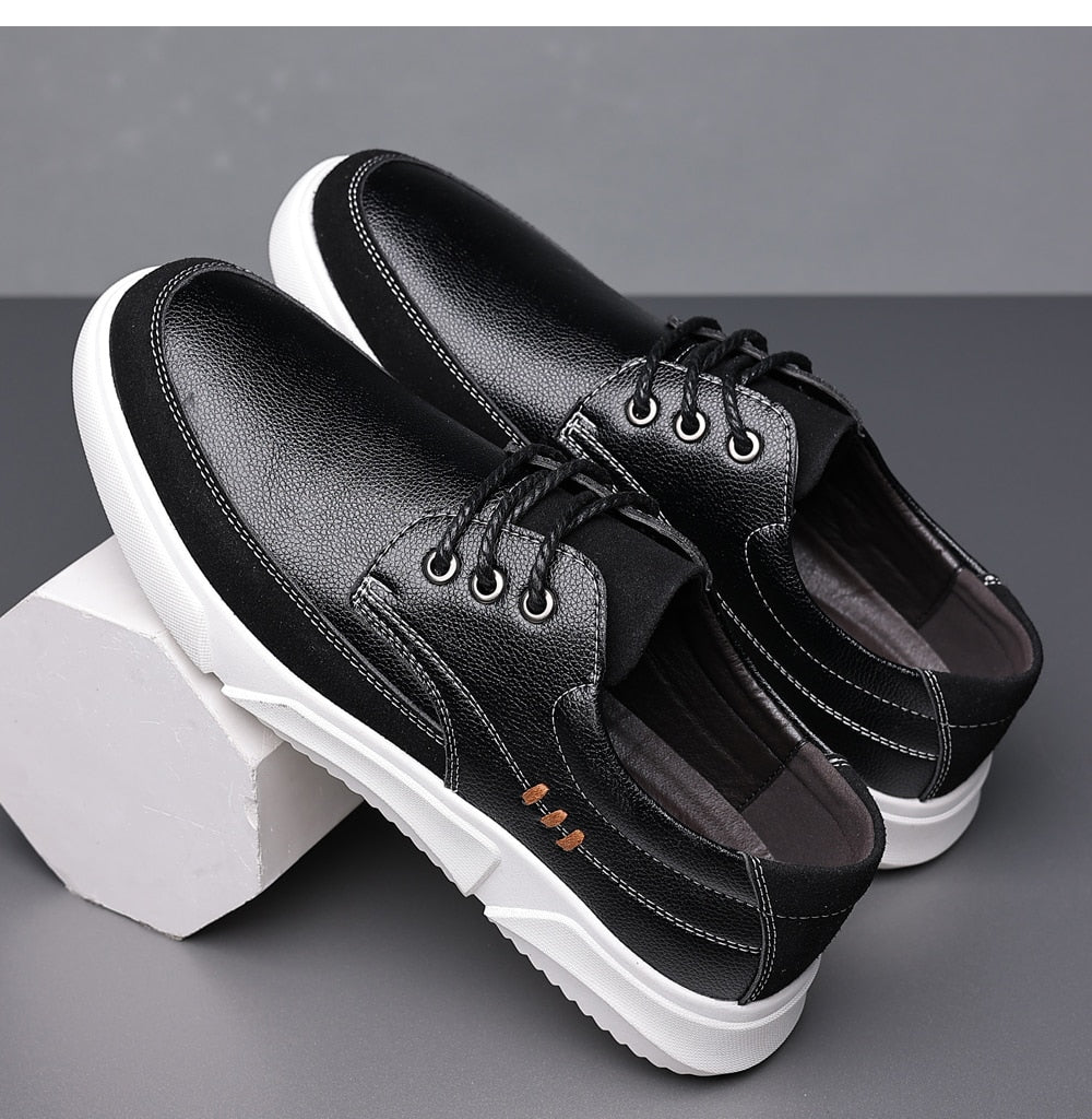 Herren Oxford Schnürschuhe mit Glanz-Finish