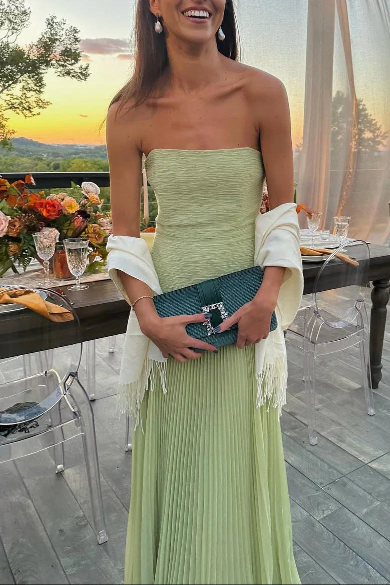 Elegantes trägerloses Maxikleid für Damen in voller Länge