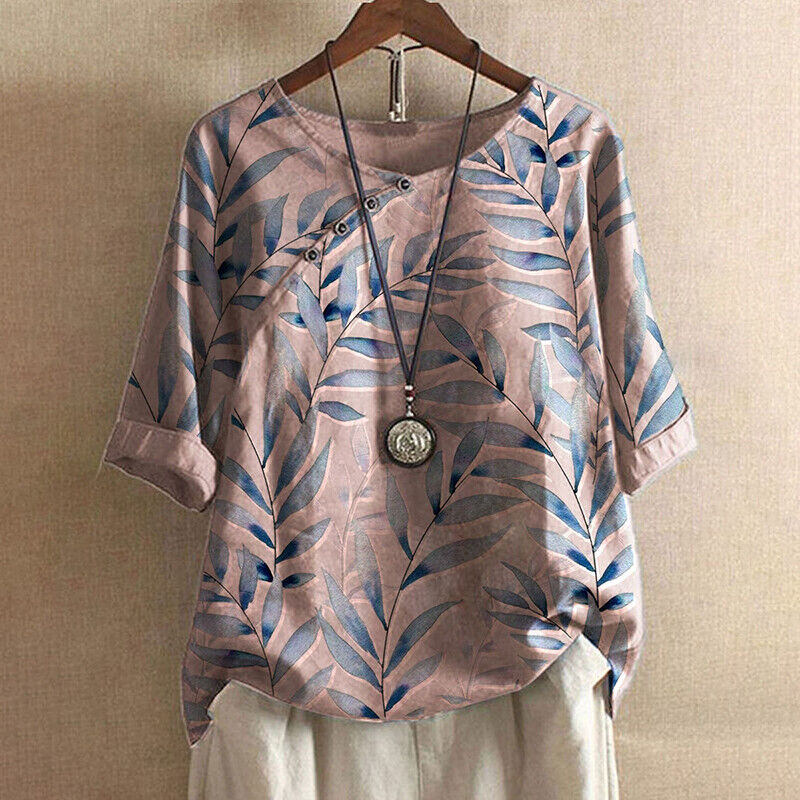 Damenbluse mit Blattmuster, lässig, kurzärmelig, Rundhalsausschnitt, dekorative Knöpfe, beige-blau, ideal für Sommermode und Freizeitkleidung.