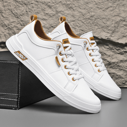 Men's Low-Top Running Shoes with Cushioned Insole, Reinforced Seams, and Lightweight Design