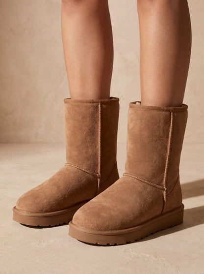 Wadenhohe Damen-Winterstiefel aus Kunstwildleder mit weichem Teddyfutter