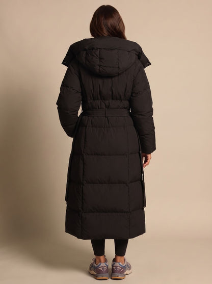 Damen-Winterjacke mit wattierter Steppung und praktischer Kapuze