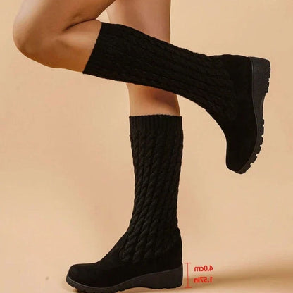Rückansicht der Damenstiefel mit kniehohem Schaft