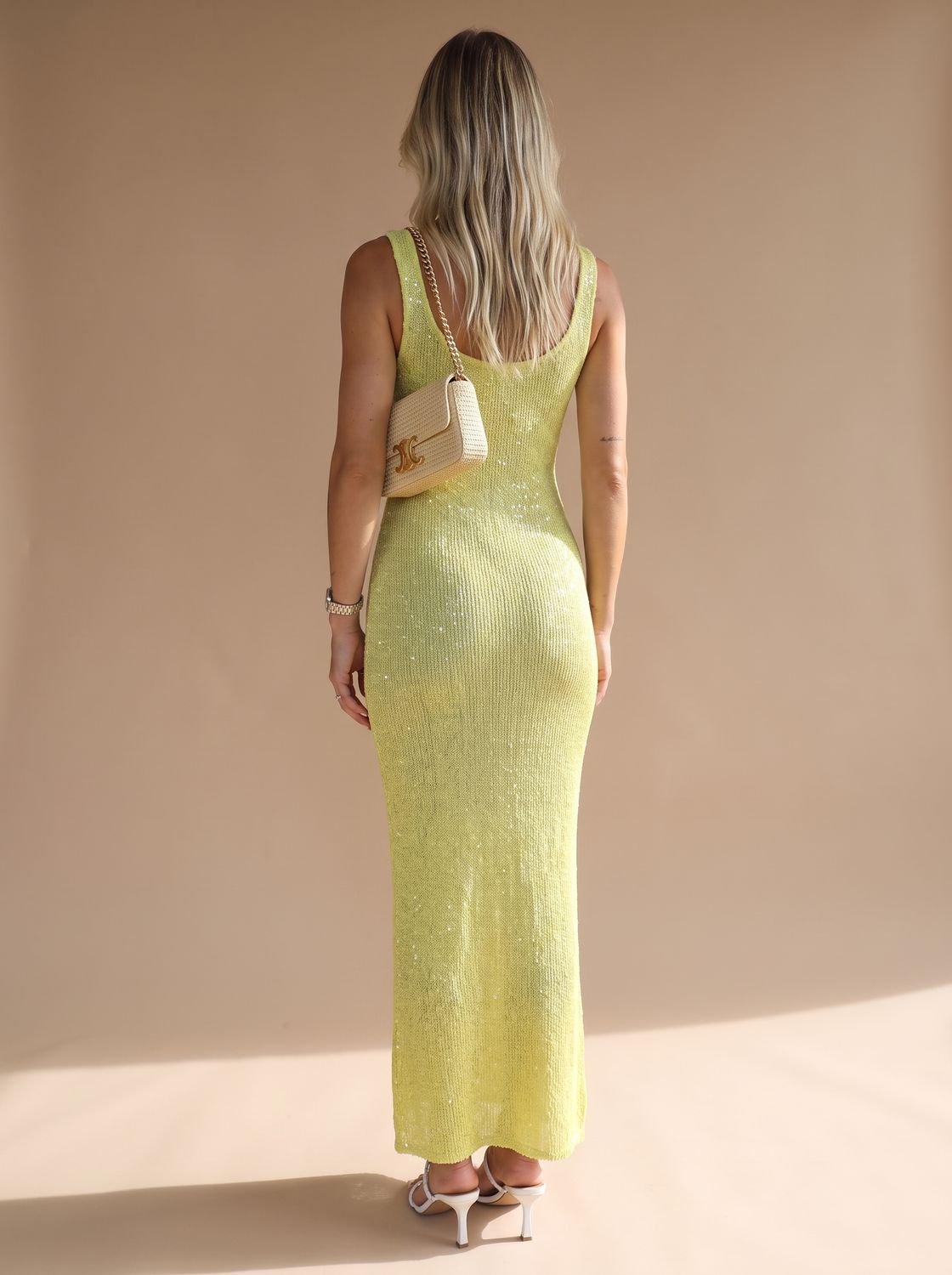 Figurbetontes Pailletten-Abendkleid für besondere Anlässe