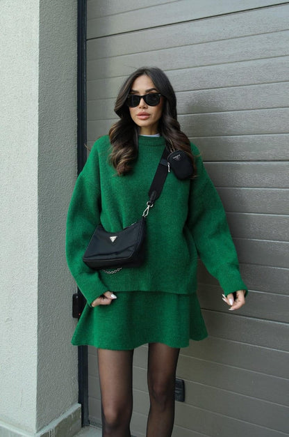 Damen Gestricktes Zweiteiliges Set Mit Oversize-Pullover Und Eng Anliegendem Rock